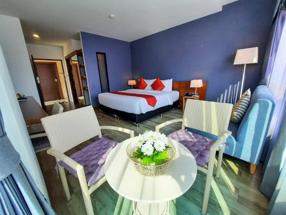 Comet Hotel Surat Thani Eksteriør billede