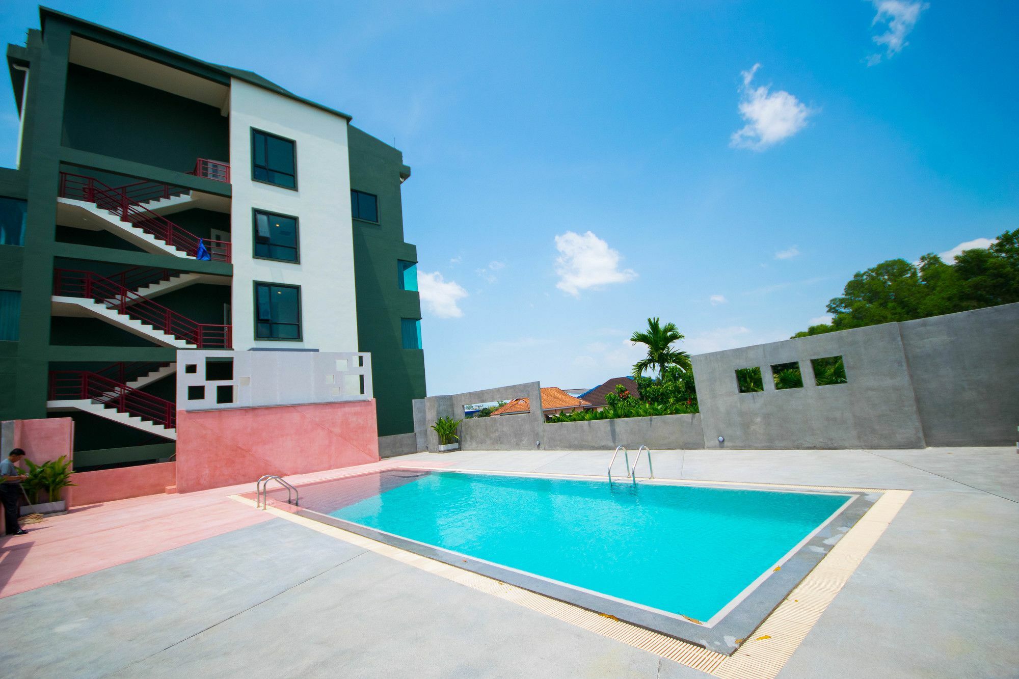 Comet Hotel Surat Thani Eksteriør billede